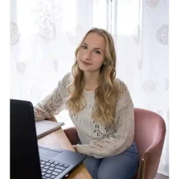 Elena Wolf, Gründerin des Wolkencafés, teilt ihr positives Feedback zur Zusammenarbeit